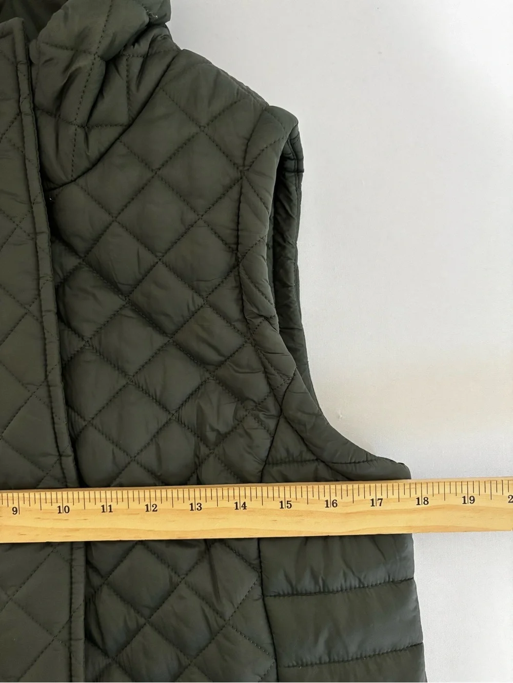 Tommy Hilfiger style profile